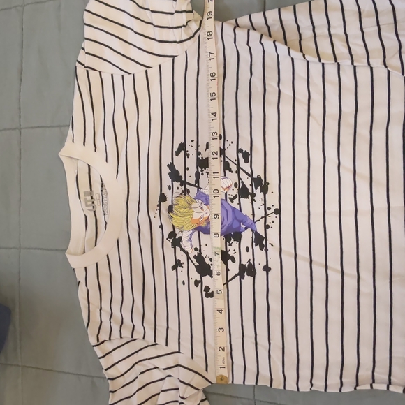 Uniqlo x DragonBall Android 18 striped tee size S - Picture 6 of 7